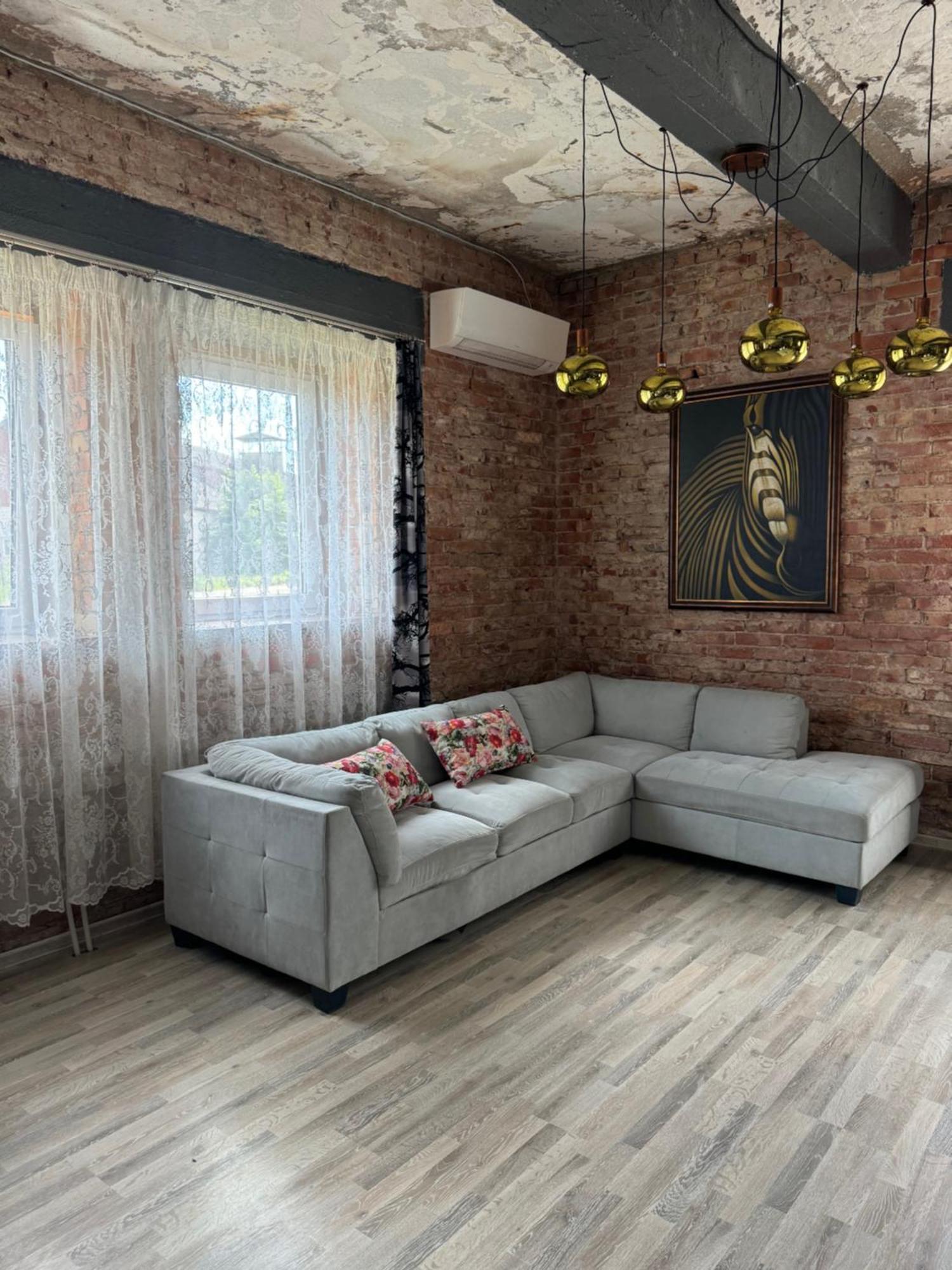 Bach Apartment