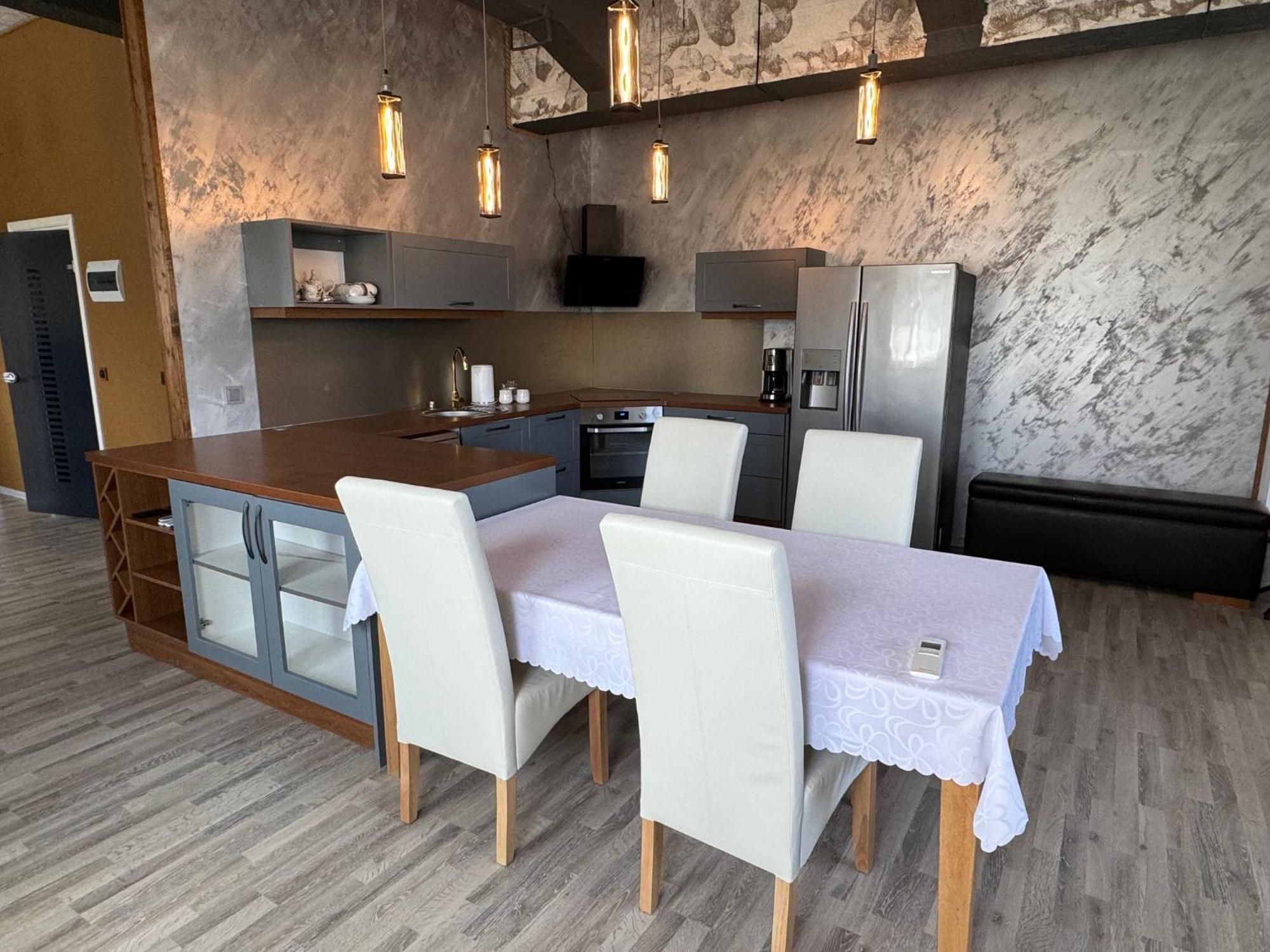 Apartment Bach