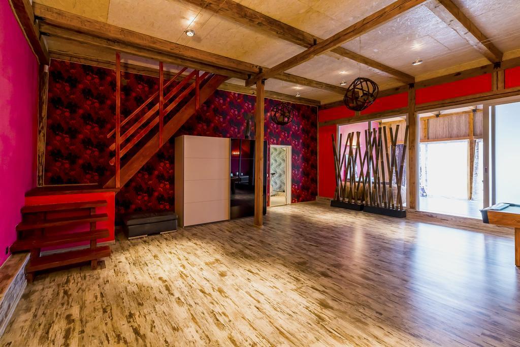 Apartment Bach